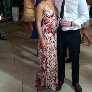 Luxxel Pink Floral Dress Size Small